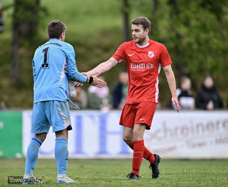 SG Elters Eckwb Schwb - SV Hofbieber: Nico Schneider mit Moritz Günther