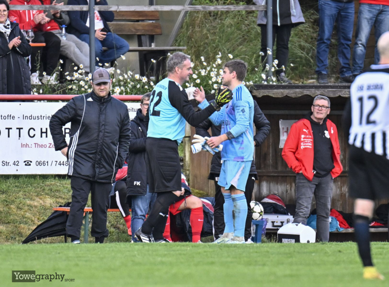 SV Hofbieber - TSG Bebra: Christian Weiss für Nico Schneider
