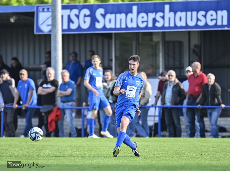 27_Yowegraphy_Jonas_Wenzel_250602_YZ92699
