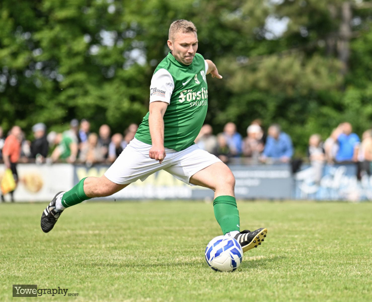 84_Yowegraphy_Jonas_Wenzel_250609_YZ99996