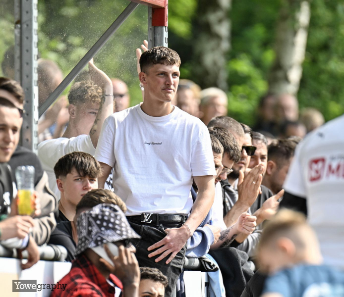 57_Yowegraphy_Jonas_Wenzel_250609_YZ90795