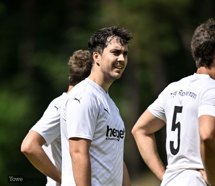16_Yowegraphy_Jonas_Wenzel_250713_YZ90237