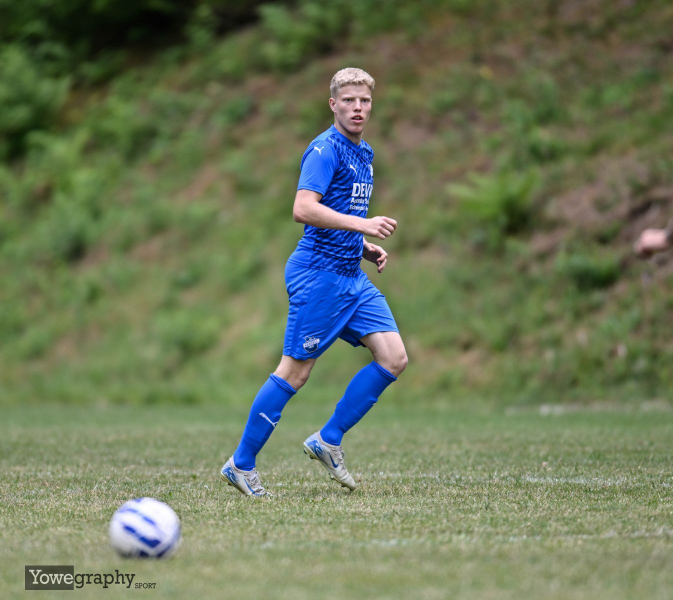 07_Yowegraphy_Jonas_Wenzel_250713_YZ99027