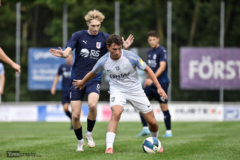 Hünfelder SV - SG Barockstadt: Bartosz Witkowski gegen Max Lindemann