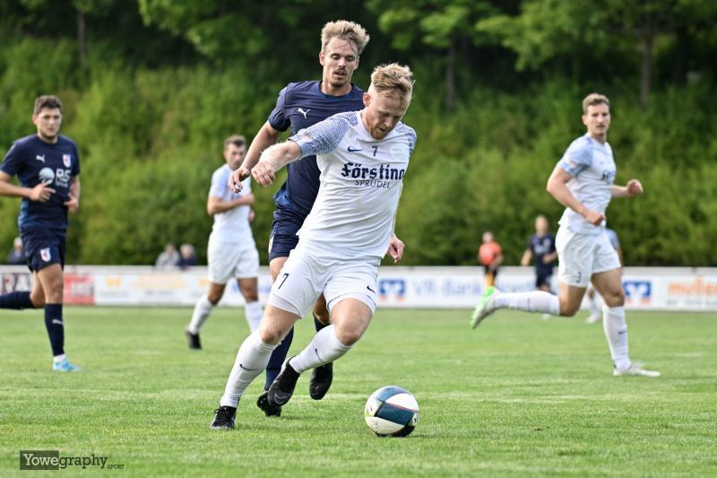 Hünfelder SV - SG Barockstadt: Tobias Göbel gegen Marcel Dücker