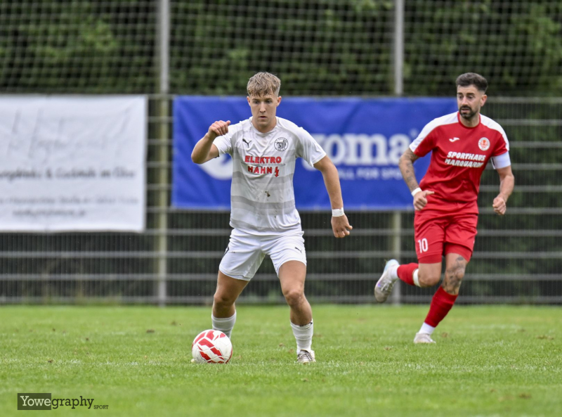 SG Johannesberg - SV Steinbach: Jannis Kehl dahinter Jan Henrik Wolf