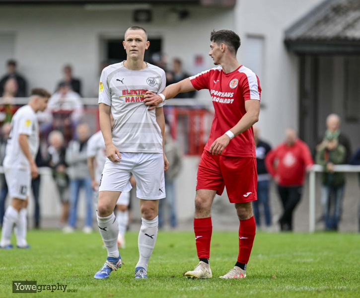 SG Johannesberg - SV Steinbach: Nils Hartung gegen Leon Butsch