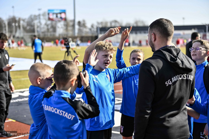 SG Barockstadt - Offenbacher Kickers: Balljunge