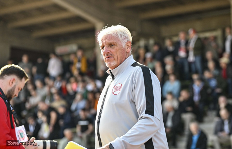 SG Barockstadt - Offenbacher Kickers: OFC Trainer Christian Neidhart