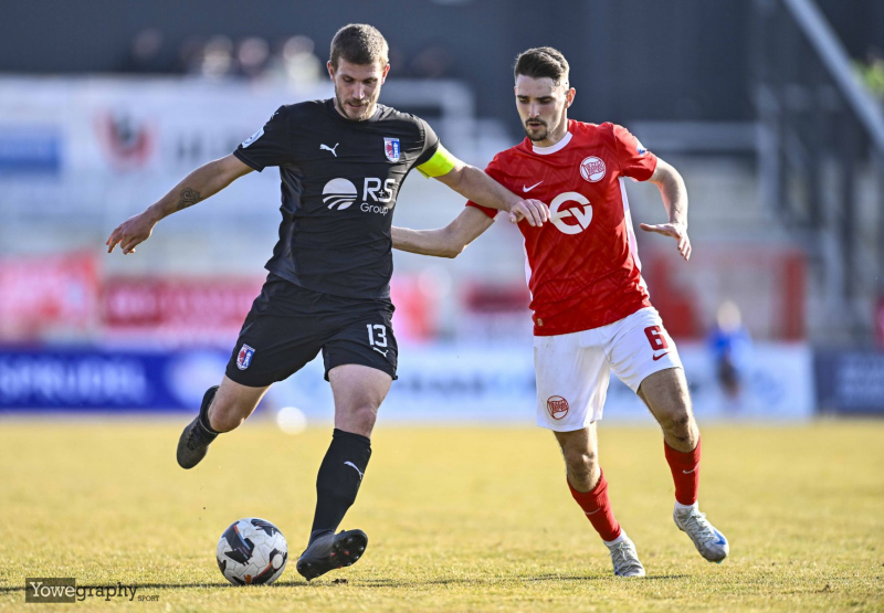 SG Barockstadt - Offenbacher Kickers: Patrick Schaaf gegen Daniel Dejanovic