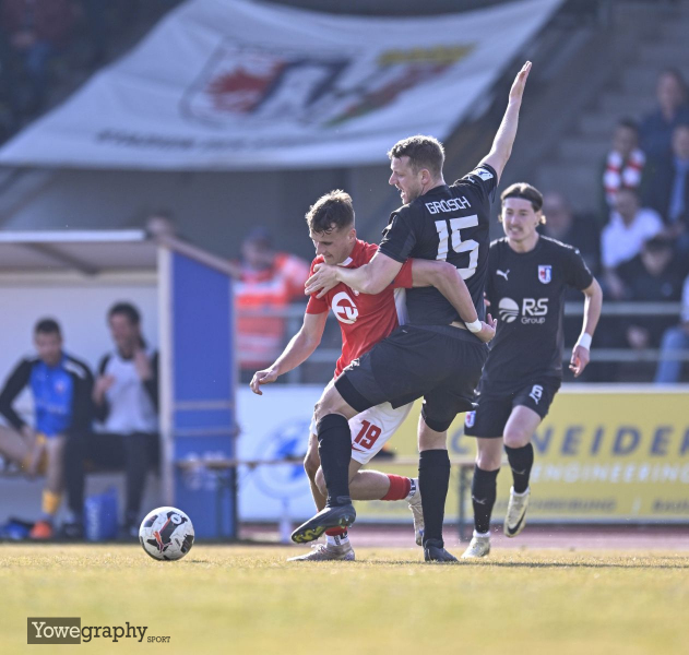 SG Barockstadt - Offenbacher Kickers: Jan Urbich gegen Marius Grösch