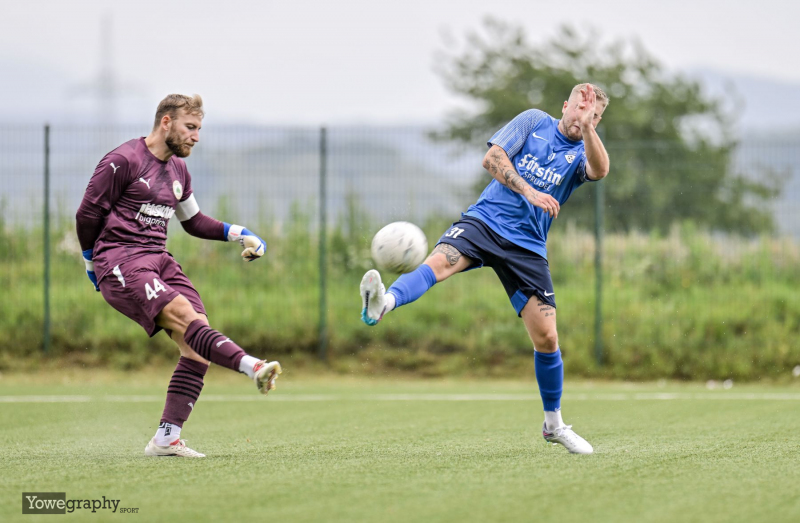 TSV Künzell - FSV Thalau: Niklas Kircher gegen Yannick Hohmann