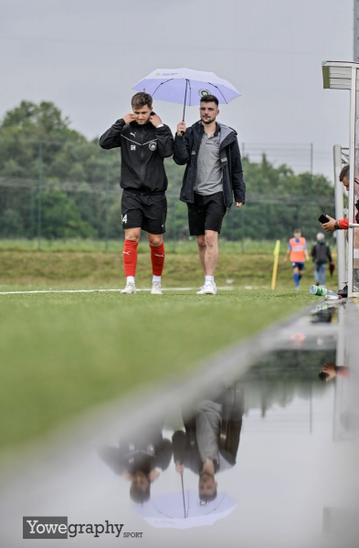 TSV Künzell - FSV Thalau: Simon Herbach mit Franz Jestädt