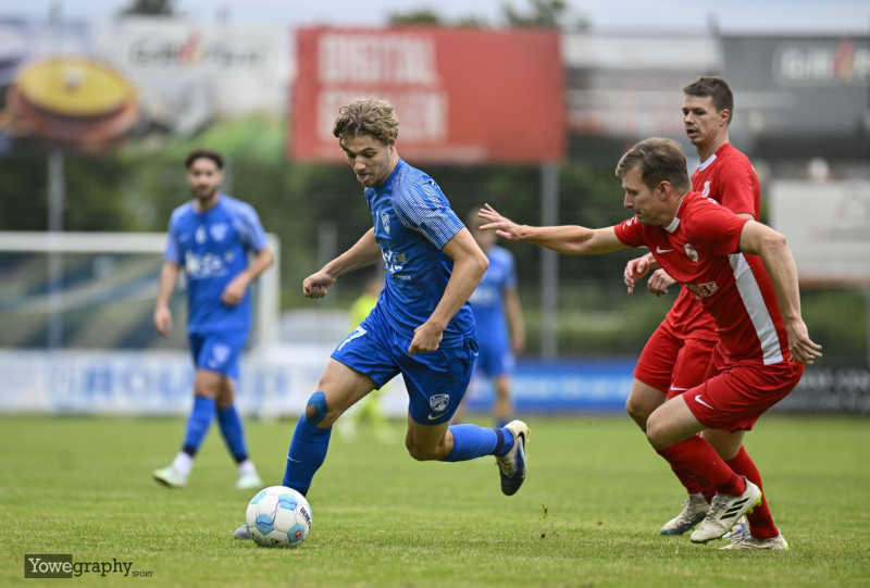 FC Eichenzell - SV Hofbieber: Philipp Pfeiffer gegen Lukas Budenz