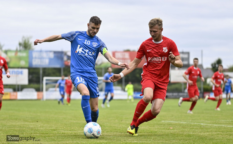 FC Eichenzell - SV Hofbieber: Marcel Ludwig gegen Jonas Budenz