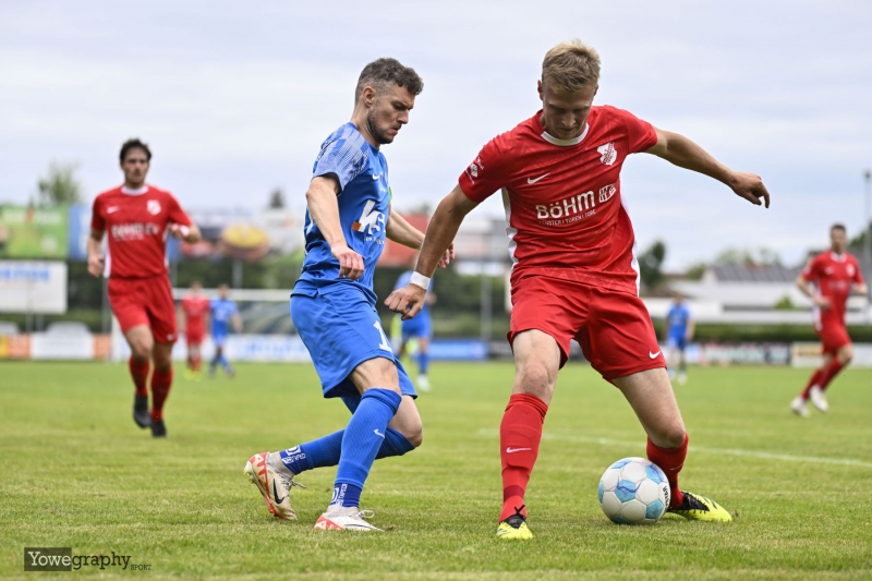 FC Eichenzell - SV Hofbieber: Marcel Ludwig gegen Jonas Budenz