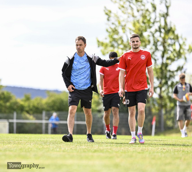 SG Sickels - TSV Künzell: Jochen Maikranz mit Nikola Naumoski