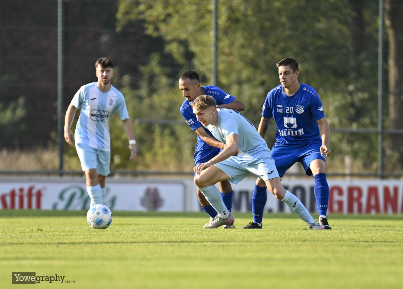 SV Flieden - SG Bad Soden: Nico Damm gegen Zakaria Chahibi und Lukas Marvin Friedrich