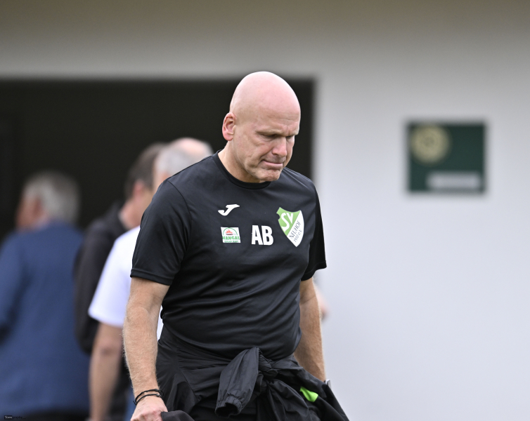 SG Bronnzell - SV Neuhof: Alexander Bär