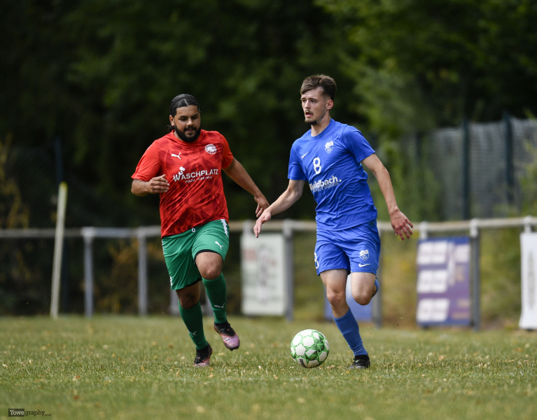 FSV Thalau II - SG Künzell III Bachrain II: Vincent Bohn gegen Sait Can