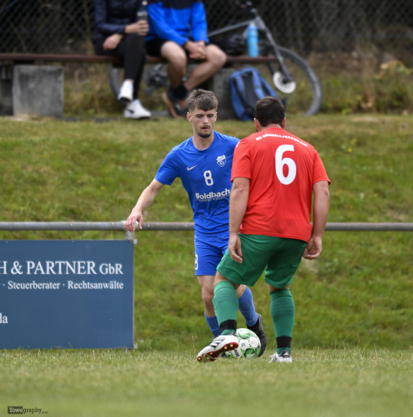 FSV Thalau II - SG Künzell III Bachrain II: Vincent Bohn