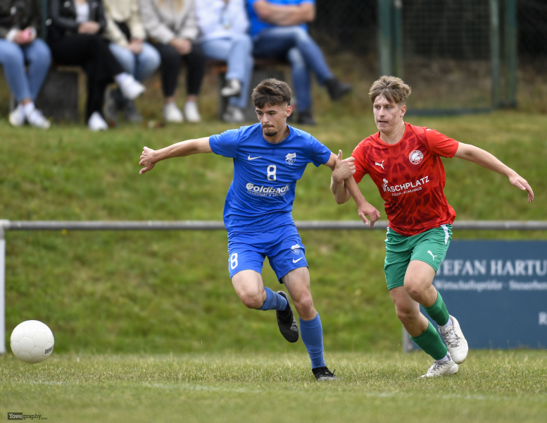 FSV Thalau II - SG Künzell III Bachrain II: Vincent Bohn gegen Moritz Kohl