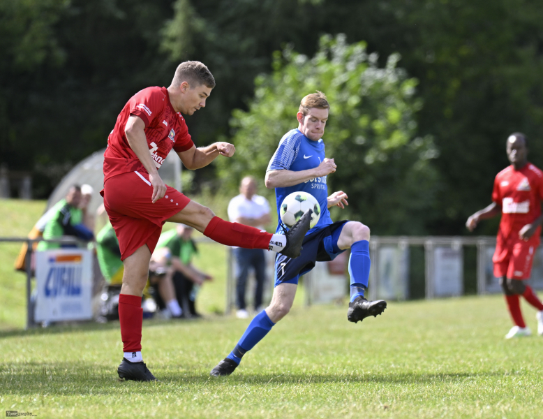FSV Thalau - SV Großenlüder: Steffen Lüdicke gegen Lukas Brehl