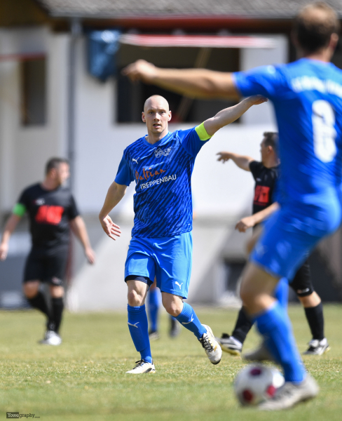 TSV Neuenberg II - SC Motten II: Louis Klein