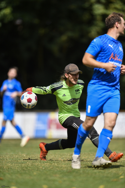 TSV Neuenberg II - SC Motten II: Lukas Kömpel