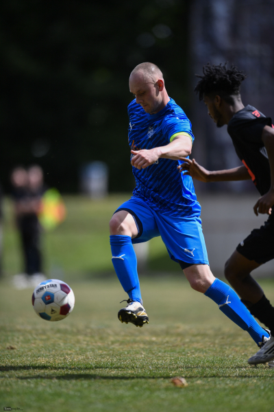 TSV Neuenberg II - SC Motten II: Louis Klein
