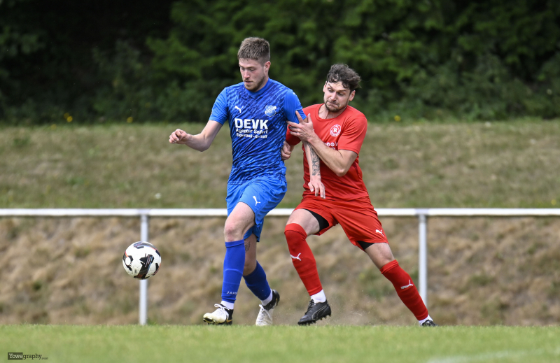 TSV Rothemann - SG Kerzell: Julian Hasenauer gegen Moritz Günther