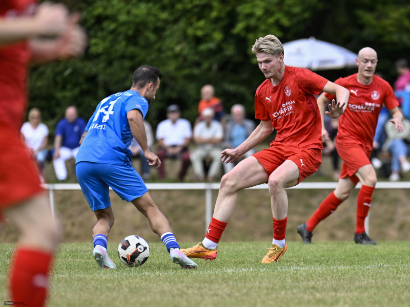 TSV Rothemann - SG Kerzell: Avanesian gegen Eric Larbig