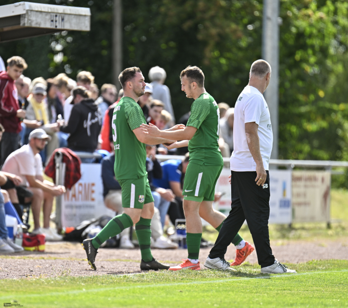 TSV Weyhers - TSG Lütter: Florian Münkel kommt für Maxim Koch