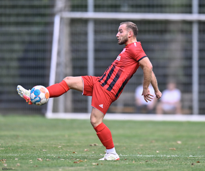 KSV Niesig gegen SG Kerzell II Löschenrod II: Amir Asani