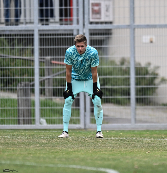 KSV Niesig gegen SG Kerzell II Löschenrod II: Jan Pariess