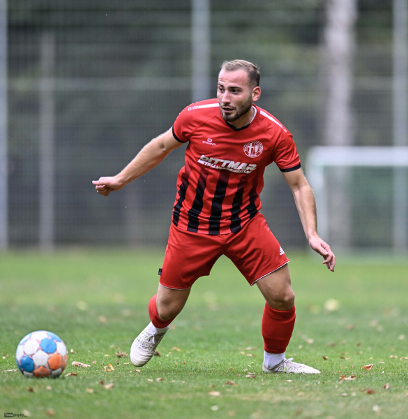 KSV Niesig gegen SG Kerzell II Löschenrod II: Amir Asani