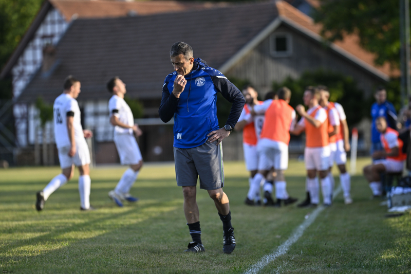 TSG Mackenzell gegen SG Nüsttal Dammersbach: Adam Veapi