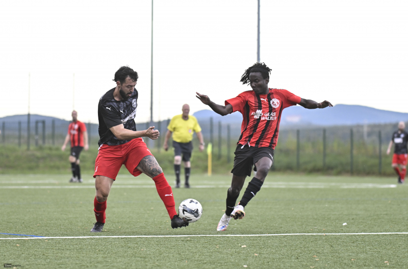 TSV Künzell II - SG Dietershausen Friesenhausen: Jonathan Wäss gegen Richard Obeng