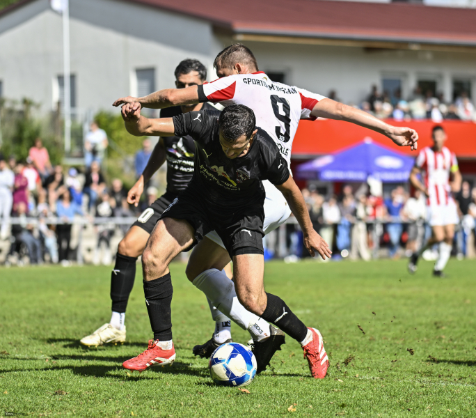 SG Sickels - SG Bronnzell: Justus Schneider gegen Angel Natsev