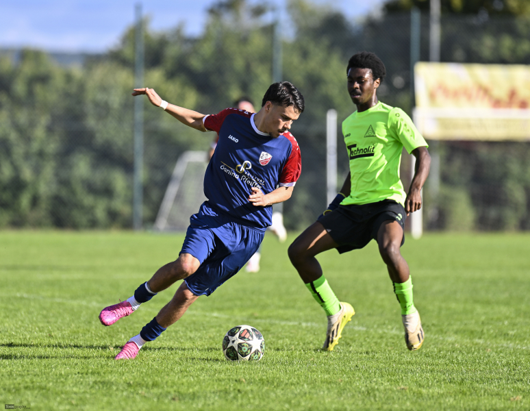 SV Großenlüder - SG Neuenstein: Mael Jordan Constantin Ntimena Ndzomo