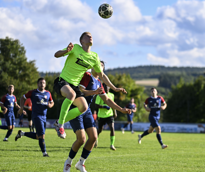 SV Großenlüder - SG Neuenstein: Hendrik Auth