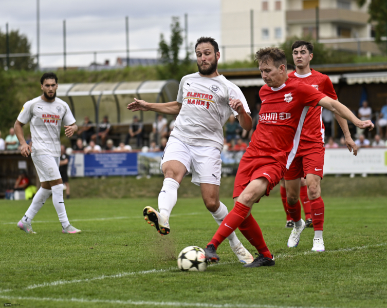 SV Hofbieber - SV Steinbach: Michael Wiegand gegen Lukas Budenz