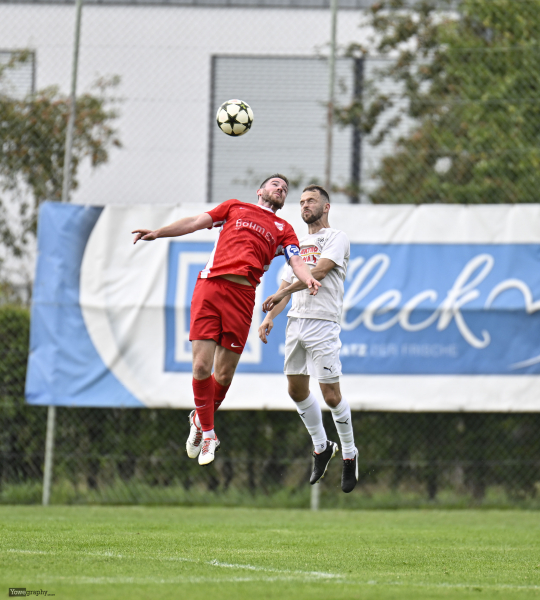 SV Hofbieber - SV Steinbach: Kevin Krieger gegen Simon Henninghausen