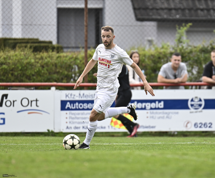 SV Hofbieber - SV Steinbach: Simon Henninghausen