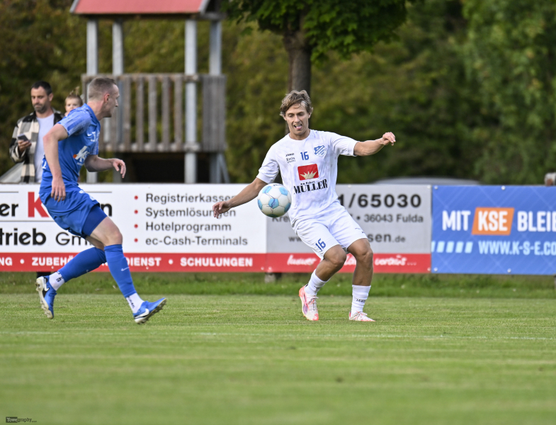 FC Eichenzell - SV Flieden: Merlin Sippel