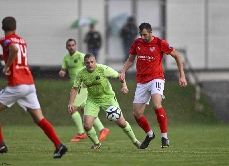 SG Haselbach - SV Burghaun: Nico Gavos