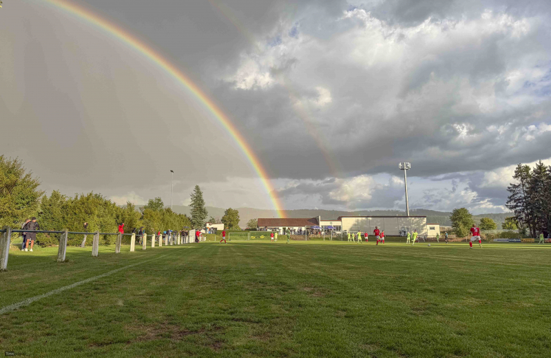 SG Haselbach - SV Burghaun: Regenbogen Wetter
