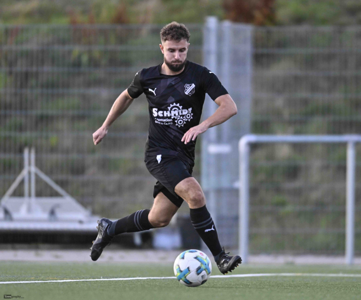 SG Oberkalbach - SV Hof Haid: Tim Emrulla