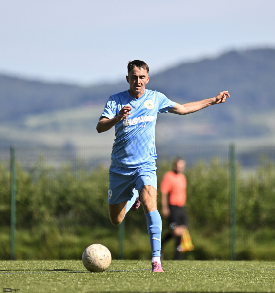 TSV Künzell - SV Großenlüder: Adrian Waldmann