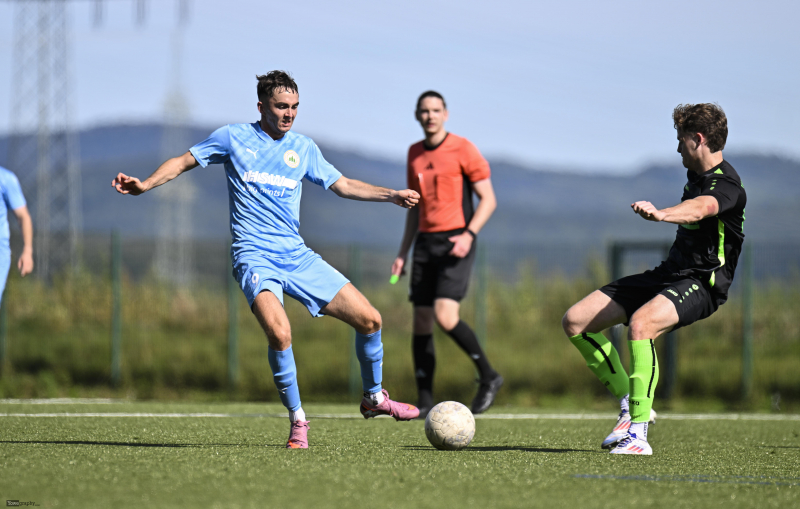 TSV Künzell - SV Großenlüder: Adrian Waldmann